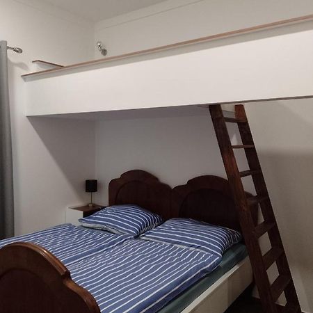 Penzion Litohlavy 17 - Na Samote U Lesa Králŭv Dvŭr Εξωτερικό φωτογραφία