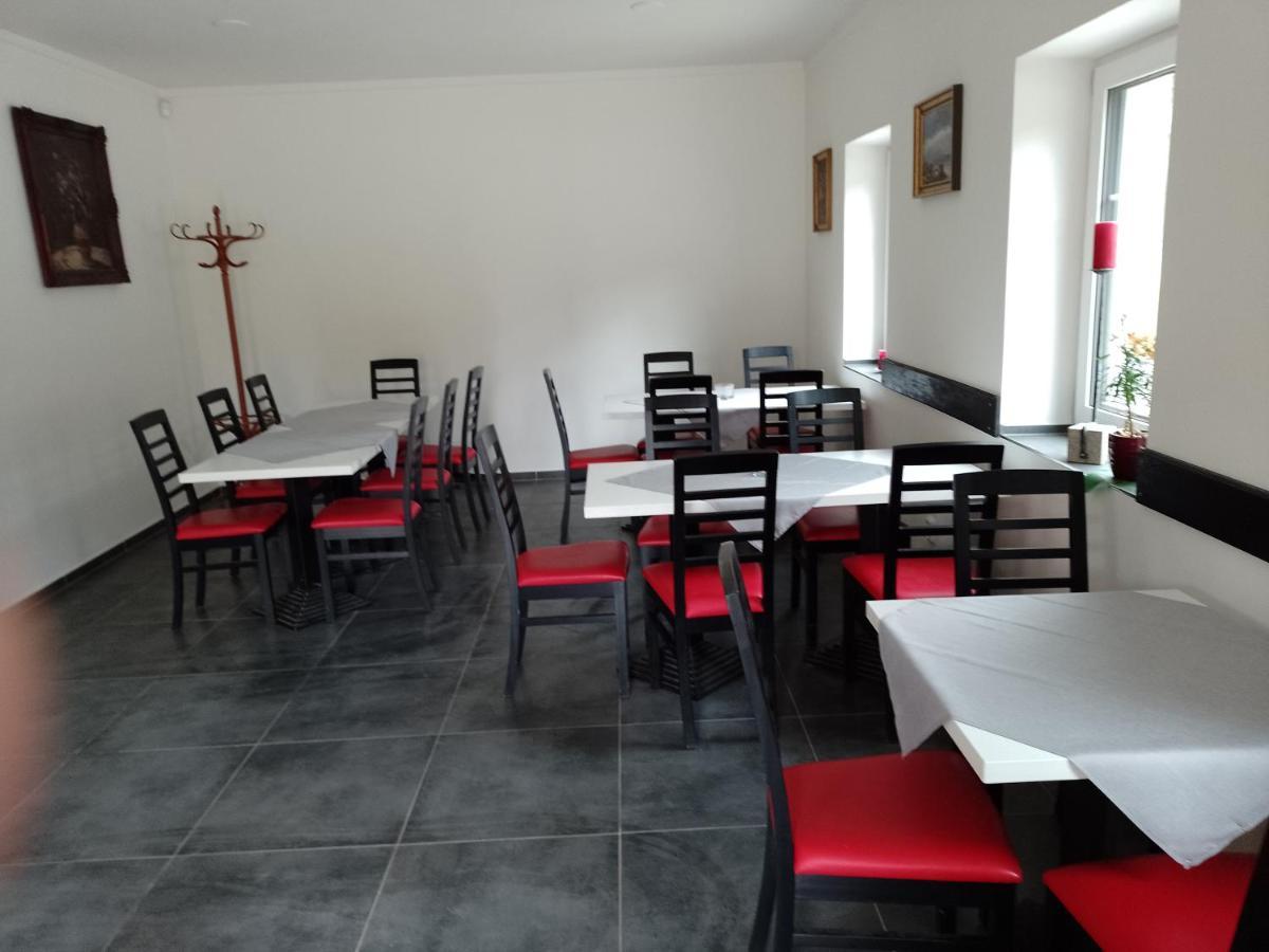 Penzion Litohlavy 17 - Na Samote U Lesa Králŭv Dvŭr Εξωτερικό φωτογραφία